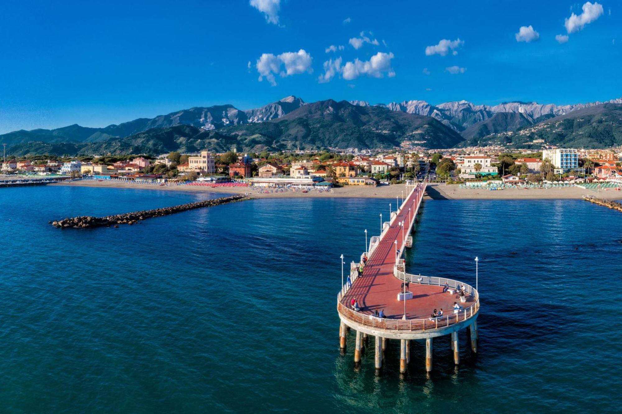 Casa Arno 500mt from beach Marina di Massa Exterior foto